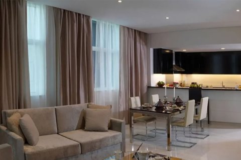 Townhouse in Dubai Investment Park, Dubai 4 bedrooms, 144 sq.m. № 103479 - photo 9