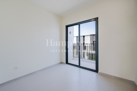 Снять в аренду таунхаус в Dubai South (Dubai World Central), Дубай: 3 спальни, 141.03976042м², № 70967 - фото 15