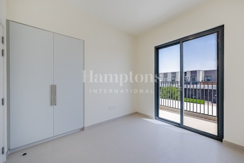 Снять в аренду таунхаус в Dubai South (Dubai World Central), Дубай: 3 спальни, 141.03976042м², № 70967 - фото 13