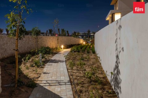 Townhouse in Dubai 3 bedrooms, 175 sq.m. № 72294 - photo 10