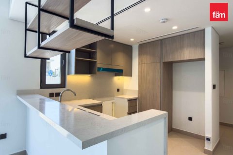 Купить таунхаус в Tilal Al Ghaf, Дубай: 3 спальни, 149.2м², № 72297 - фото 3