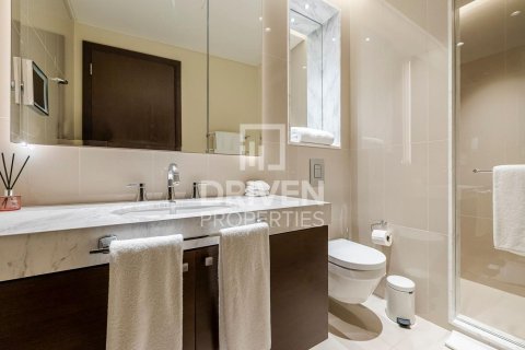Apartment in The Address Residence Fountain Views, Downtown Dubai (Downtown Burj Dubai), Dubai 2 bedrooms, 124 sq.m. № 20590 - photo 14