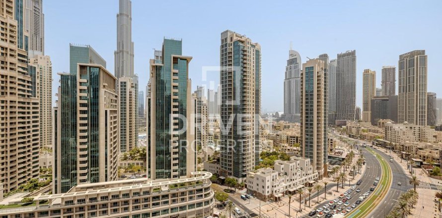 Apartment in Vida Residence Downtown, Downtown Dubai (Downtown Burj Dubai), Dubai 2 bedrooms, 152.45 sq.m. № 138320