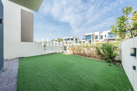 Villa in Maple 3, Dubai Hills Estate, Dubai 3 bedrooms, 194.48964341 sq.m. № 67687 - photo 8