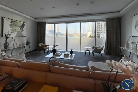 Apartment in Downtown Dubai (Downtown Burj Dubai), Dubai 2 bedrooms, 156 sq.m. № 46394 - photo 17