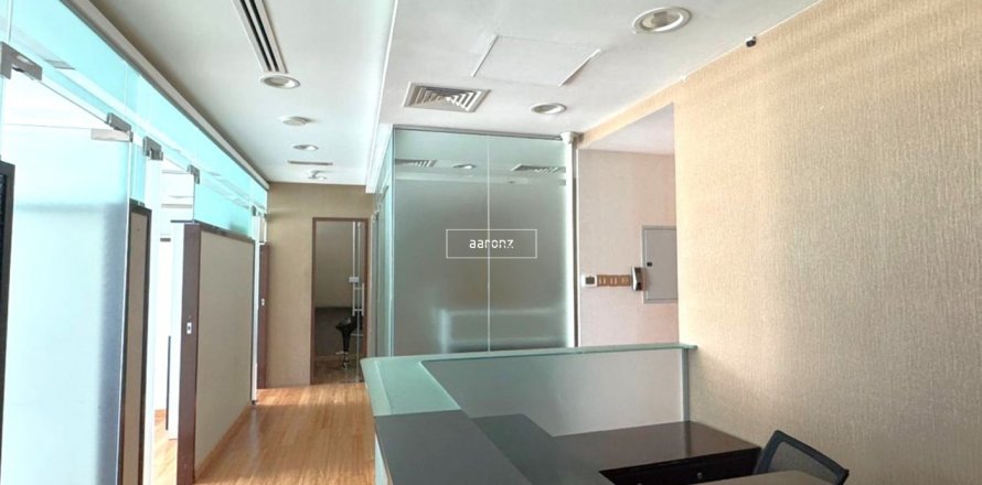 Office in Business Bay, Dubai 89.5 sq.m. № 54006