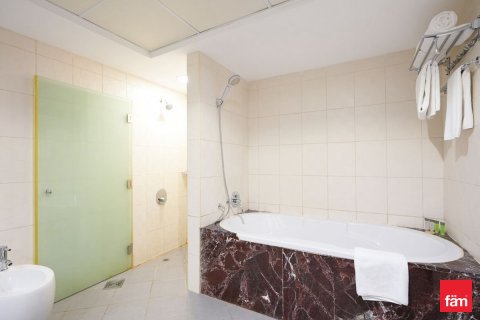 Снять в аренду квартиру в Дубай Марине, Дубай: 1 спальня, 195.1м², № 23184 - фото 3