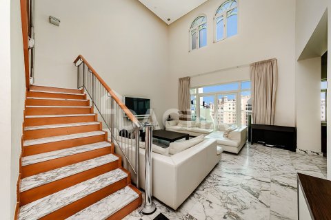 Penthouse in Shoreline Apartments, Palm Jumeirah, Dubai 4 bedrooms, 449 sq.m. № 104858 - photo 13