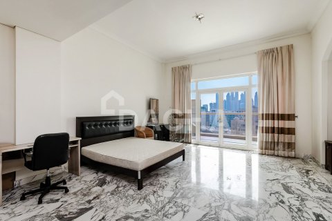Penthouse in Shoreline Apartments, Palm Jumeirah, Dubai 4 bedrooms, 449 sq.m. № 104858 - photo 26