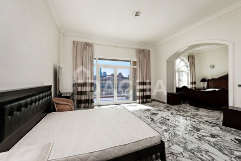 Penthouse in Shoreline Apartments, Palm Jumeirah, Dubai 4 bedrooms, 449 sq.m. № 104858 - photo 27