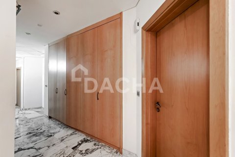 Penthouse in Shoreline Apartments, Palm Jumeirah, Dubai 4 bedrooms, 449 sq.m. № 104858 - photo 21