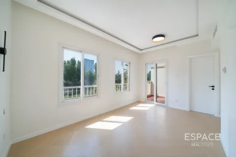 Villa en The Springs, Dubai, 2 dormitorios, 153 m², № 122252 - foto 8