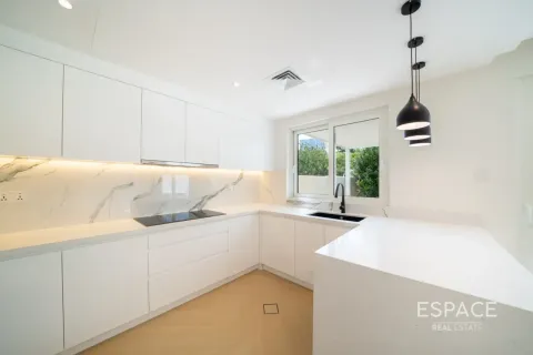 Villa en The Springs, Dubai, 2 dormitorios, 153 m², № 122252 - foto 15