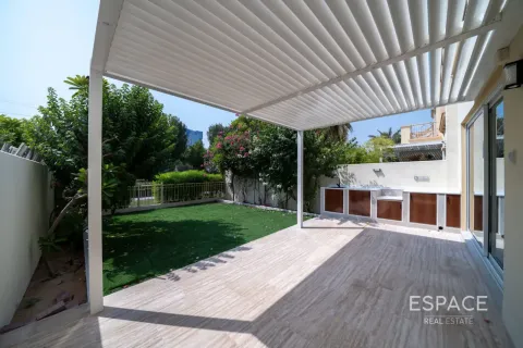 Villa en The Springs, Dubai, 2 dormitorios, 153 m², № 122252 - foto 11