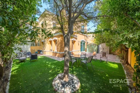 Villa en Arabian Ranches, Dubai, 2 dormitorios, 226 m², № 122255 - foto 4