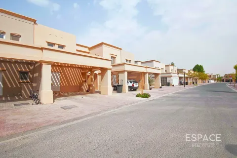 Villa en Springs 15, The Springs, Dubai, 2 dormitorios, 167 m², № 122254 - foto 2