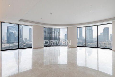 Apartment in Opera District, Downtown Dubai (Downtown Burj Dubai), Dubai 4 bedrooms, 492 sq.m. № 65140 - photo 1