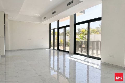 Villa in Al Furjan, Dubai 4 bedrooms, 521.9 sq.m. № 109561 - photo 3