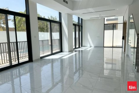 Villa in Al Furjan, Dubai 4 bedrooms, 521.9 sq.m. № 109561 - photo 5
