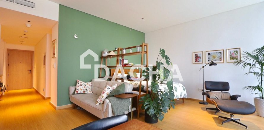 Apartment in Marquise Square Tower, Business Bay, Dubai studio, 61 sq.m. № 124427