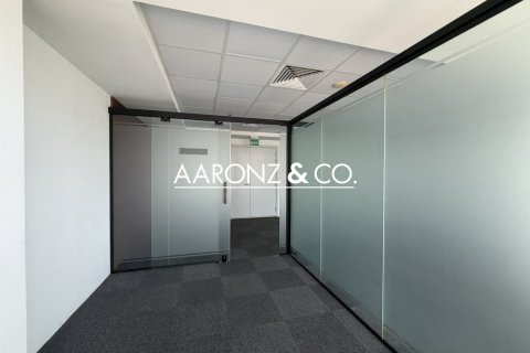 Bureau à Sheikh Zayed Road, Dubai, 76 m², № 102386 - photo 12