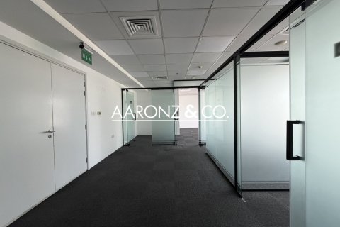 Bureau à Sheikh Zayed Road, Dubai, 76 m², № 102386