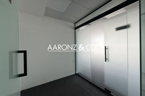 Bureau à Sheikh Zayed Road, Dubai, 76 m², № 102386 - photo 8