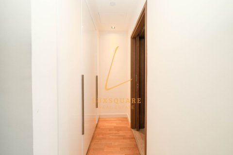 Appartement à City Walk, Dubai, 2 chambres, 173 m², № 102384 - photo 12