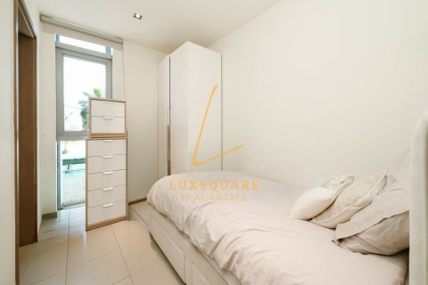 Appartement à City Walk, Dubai, 2 chambres, 173 m², № 102384 - photo 7