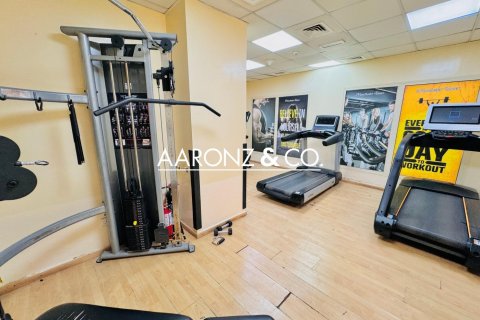 Apartment in Dubai Marina, Dubai 3 bedrooms, 130 sq.m. № 102385 - photo 5