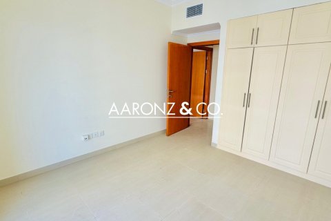 Apartment in Dubai Marina, Dubai 3 bedrooms, 130 sq.m. № 102385 - photo 28