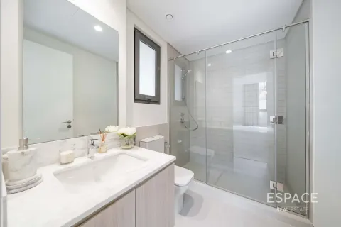 Townhouse in Dubai South (Dubai World Central), Dubai 4 bedrooms, 331 sq.m. № 122460 - photo 9