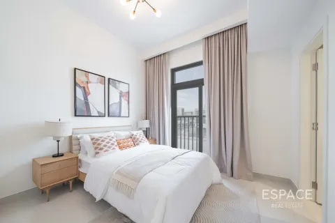 Townhouse in Dubai South (Dubai World Central), Dubai 4 bedrooms, 331 sq.m. № 122460 - photo 11