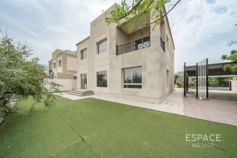فيلا في Living Legends, دبي 6 غرف نوم , 414 م² رقم 122464