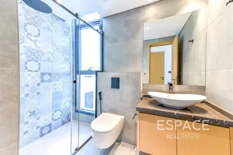 Villa en Jumeirah Luxury, Jumeirah Golf Estates, Dubai, 4 dormitorios, 321 m², № 122463 - foto 12