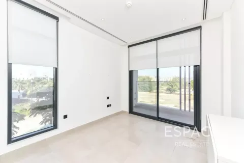 Villa en Jumeirah Luxury, Jumeirah Golf Estates, Dubai, 4 dormitorios, 321 m², № 122463 - foto 11
