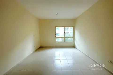 Apartamento en Greens, Dubai, 1 dormitorio, 70 m², № 122461 - foto 7