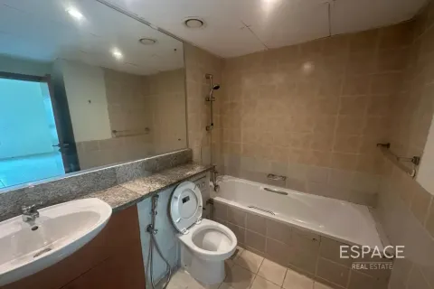 Apartamento en Greens, Dubai, 1 dormitorio, 70 m², № 122461 - foto 8