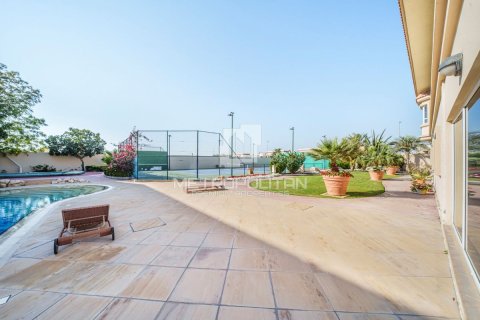 Villa à Jumeirah, Dubai, 6 chambres, 3902 m², № 15761 - photo 7
