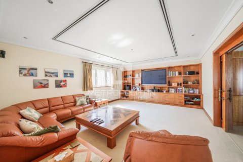 Villa à Jumeirah, Dubai, 6 chambres, 3902 m², № 15761 - photo 2