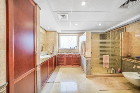 Villa à Jumeirah, Dubai, 6 chambres, 3902 m², № 15761 - photo 10