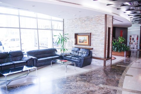 Appartement à Jumeirah Lake Towers, Dubai, 2 chambres, 96 m², № 15752 - photo 2