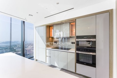 Apartment in Dubai Internet City, Dubai 4 bedrooms, 447 sq.m. № 15780 - photo 6