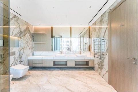 Apartment in Dubai Internet City, Dubai 4 bedrooms, 447 sq.m. № 15780 - photo 22