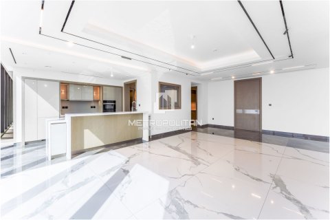 Apartment in Dubai Internet City, Dubai 4 bedrooms, 447 sq.m. № 15780 - photo 8