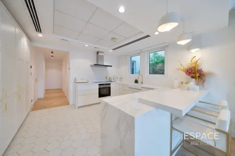 فيلا في Regional, Jumeirah Park, دبي 3 غرف نوم, 285 م² رقم 61497 - صورة 6