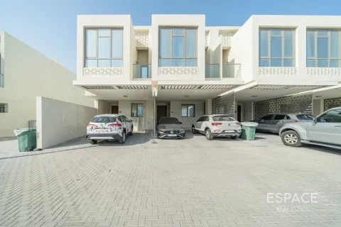 Townhouse in Al Furjan, Dubai 4 bedrooms, 236 sq.m. № 122745 - photo 20