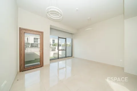 Townhouse in Al Furjan, Dubai 4 bedrooms, 236 sq.m. № 122745