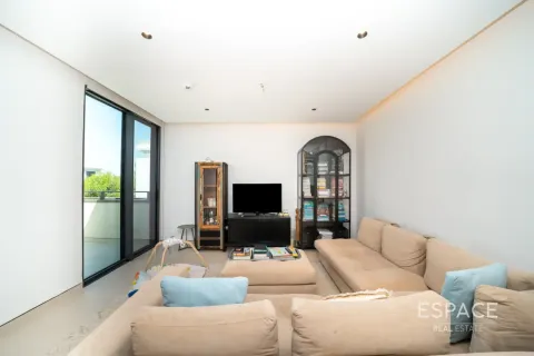 Villa in Tilal Al Ghaf, Dubai 4 bedrooms, 372 sq.m. № 122744 - photo 2