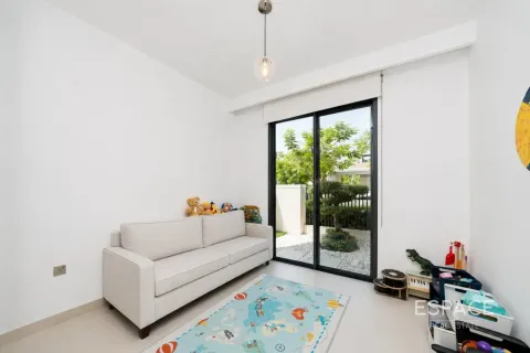 Villa in Tilal Al Ghaf, Dubai 4 bedrooms, 372 sq.m. № 122744 - photo 7